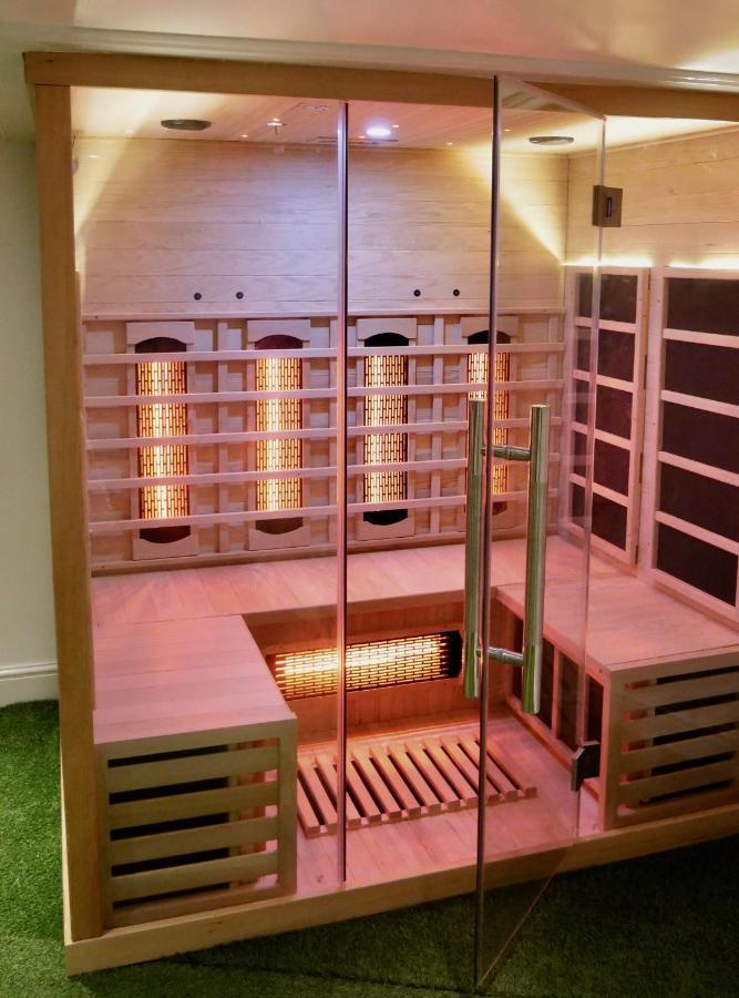 Luxury 3 Bathroom Cinema And Sauna 锡福德 外观 照片